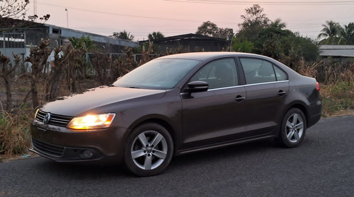 Volkswagen Jetta 2.0 Tdi Dsg At