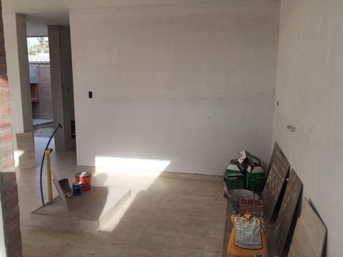 Venta Duplex 3 Dormitorios En Centenario