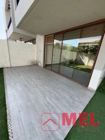 Imagen 3 de 29 de Casa Estilo Townhouse En Venta De 3 Dorm. En Colina