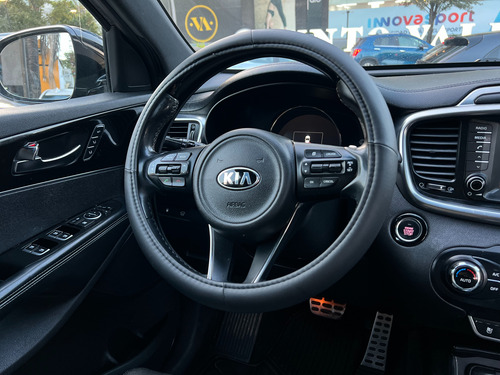 Kia Sorento 3.3L Sxl Awd At