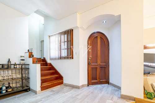 Venta Excelente Casa 4 Ambientes Barrio Naón, Mataderos
