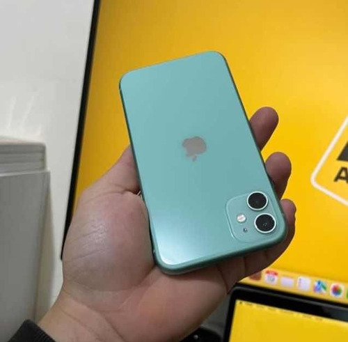 iPhone 11 (Usado)