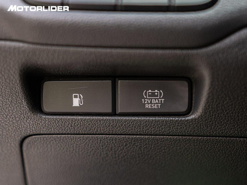 Imagen 13 de 25 de Hyundai Ioniq 1.6 Gdi Hibrido At | Permuta / Financia