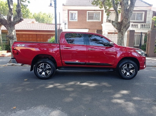 Imagen 7 de 15 de Toyota Hilux 2.8 Tdi Srx 4x4 Caja Manual De 6ta Año 2018