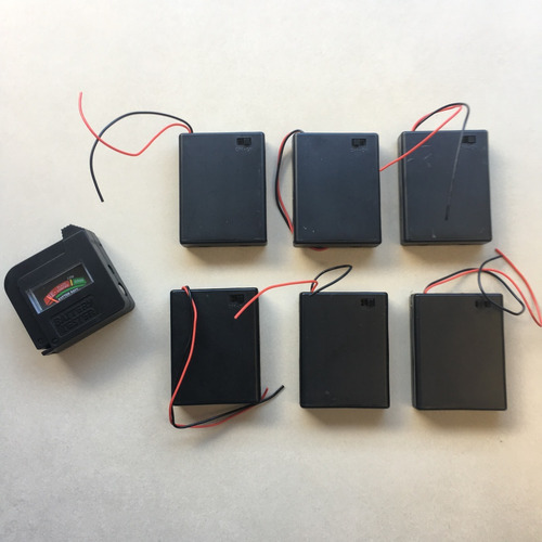 6 Unidades Suportes 4 Slots Bateria Aaa + Voltímetro Ref.070