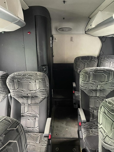 Imagen 3 de 7 de Bus Volvo Irizar I6
