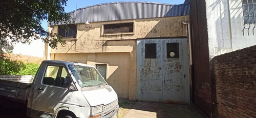 Imagen 2 de 6 de Galpon En Venta.
