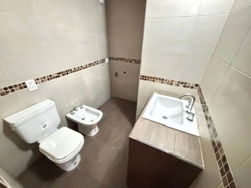 Venta Ph 2 Ambientes A Refaccionar Patio Florida