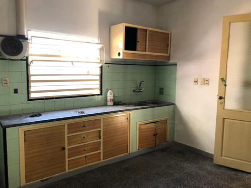 Venta Casa 3 Dormitorios Con Amplio Terreno Mas Local Comercial