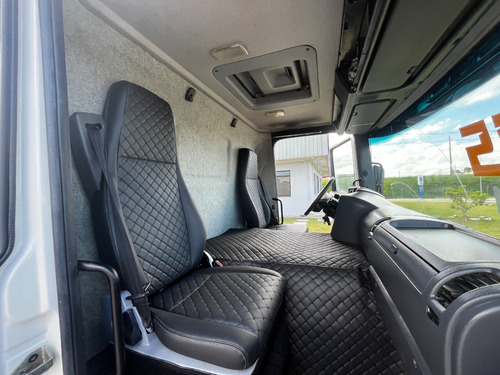 Scania P 360 6x4 Ano 2015 Comboio