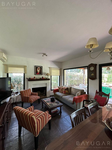 Alquiler Temporal - Casa En Sausalito - Bayugar Negocios Inmobiliarios