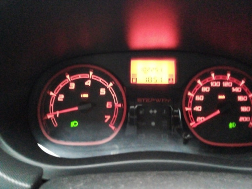 Renault Sandero Stepway 1.6 Confort 105cv 2012