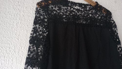 Blusa Raso Y Encaje Manga Larga 