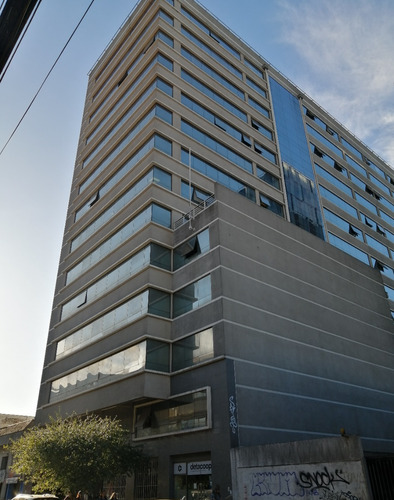 A 2 Cuadras De Plaza De Armas, 45 M2 Planta Libre+2b+bod+est