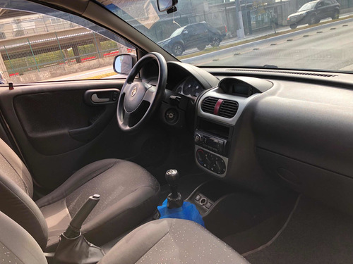 Imagem 11 de 11 de Chevrolet Corsa Sedan 2012 1.4 Premium Econoflex 4p