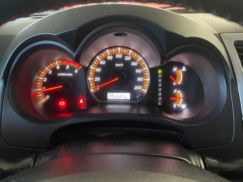Imagem 9 de 12 de Toyota Hilux 3.0 Srv Top 4x4 Cd 16v Turbo Intercooler 2014