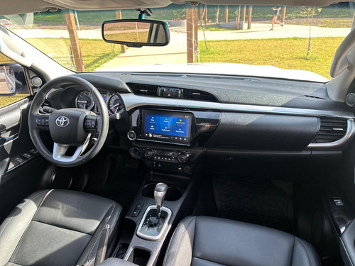 Toyota Hilux SRV - 2.8 4X4