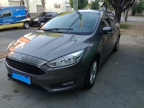 Ford Focus III 1.6 Sedan S