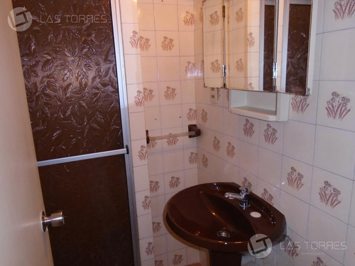 Lindo, Al Frente, Excelente Punto Con Servicios, G.c: $ 3620