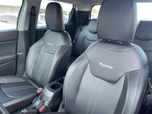 Imagem 7 de 13 de Fiat Toro Freedon 1.8 2017 Flex
