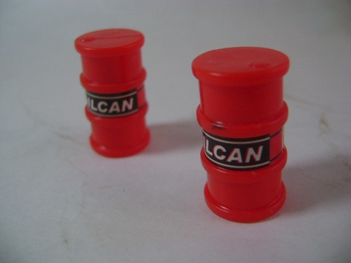 Imagen 4 de 10 de Nicohobbies 2 Tanques De 200 Lts De 23x12 Mm H0 (bol 28)