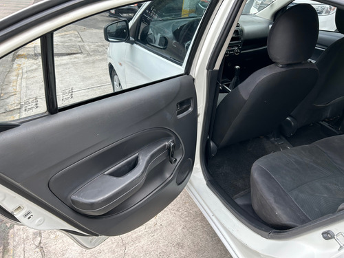 Dodge Attitude 1.2 Se Mt