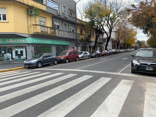 Imagen 11 de 11 de Local - Urquiza R