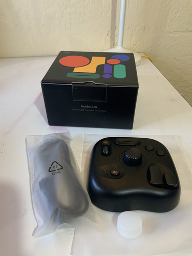Tourbox Lite -controlador De Software Creativo (Usado)