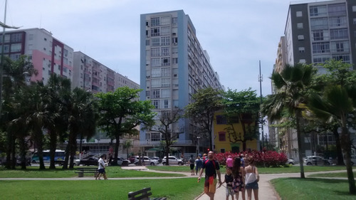 Imagem 2 de 14 de Pé Na Areia!!! Conheça A Cidade De Santos/sp.