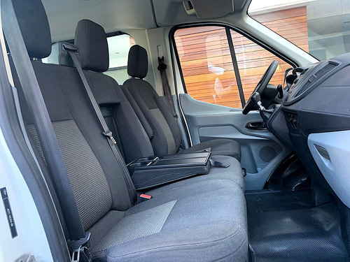 Ford Transit 2.2 Pasajeros Larga Techo Alto Custom Mt