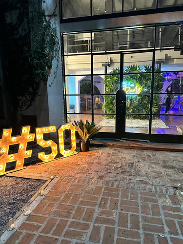 Dj Iluminación Sonido Shows Alquiler Organización Led Co2