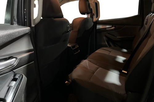 Mazda BT-50 3.0 CORE MT 4X4 DIESEL