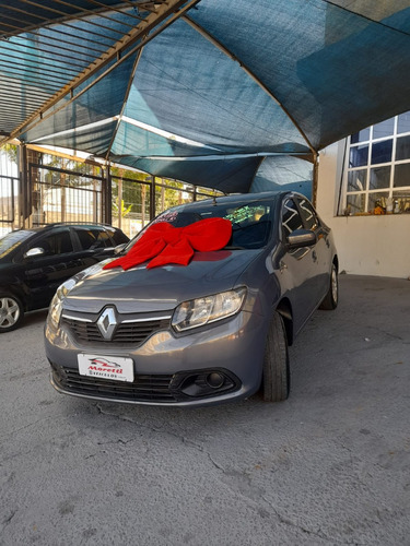 Renault Logan 1.6 Expression Hi-power 4p