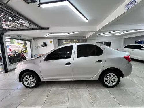 Renault Logan Mt 2023