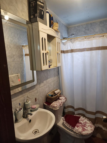 Casa En Venta De 2 Dorm. En Molina