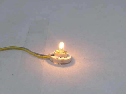 Imagen 2 de 9 de Nico 1 Lampara Y Base Iluminar Constr Marklin Esc Z (eih 75)