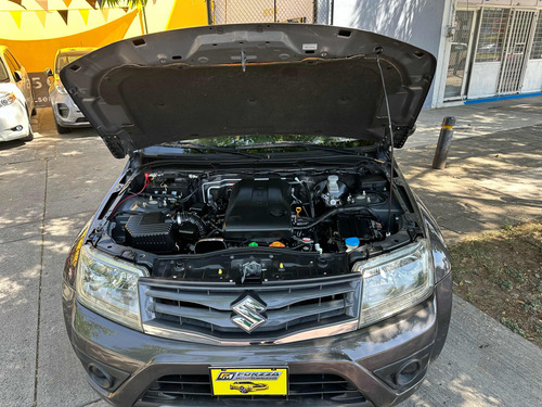 Suzuki Grand Vitara 2.4 Gl L4 At