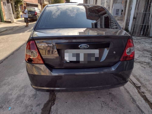 Ford Fiesta Sedan 2004 1.0 Street 4p