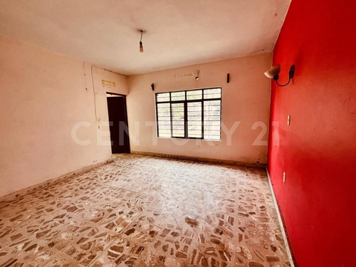 Rento Terreno Con Construcción, Col. Manantiales, Cuautla, Morelos.