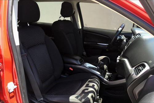Imagen 8 de 12 de Journey Se 2018, Motor 2.4l