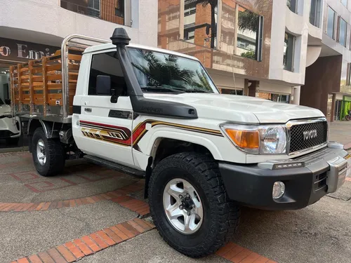 Toyota Land Cruiser Grj79 4.0 Gasolina
