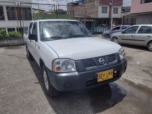Nissan Frontier Doble Cabina