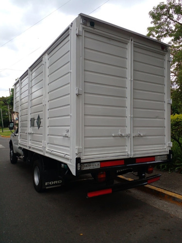 Imagen 3 de 8 de Ford 4000