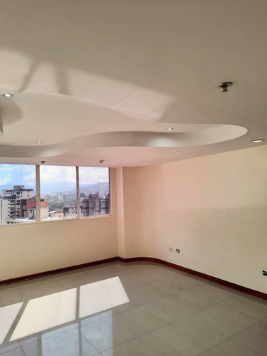 Imagen 5 de 29 de Moderna Oficina 237 M2 En City Market Bazar Gg