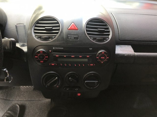 Imagem 10 de 15 de New Beetle 2.0 Mi 8v Gasolina 2p Tiptronic