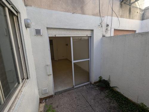 Ph En Venta - 2 Dormitorios 1 Baño - 64mts2 - La Plata