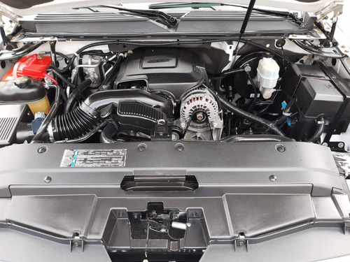 Imagen 14 de 14 de 2011 Chevrolet Suburban Lt