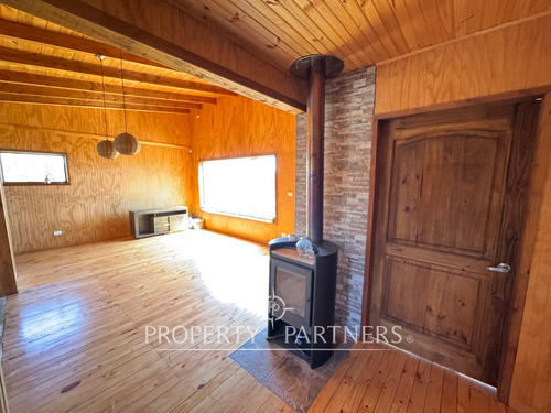 Casa Y Complejo 6 Cabañas En Terreno De 13.000 Mts...