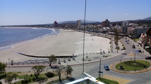 Piriapolis Hermoso Apto Frente Al Mar Con Cochera