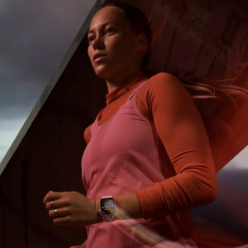 Apple Watch Series 9 GPS • Caja de aluminio color medianoche de 45 mm • Correa deportiva color medianoche - M/L